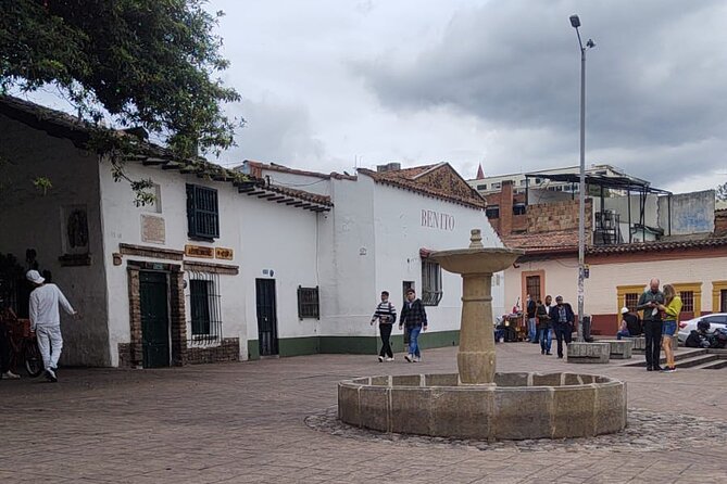 The Candelaria Monserrate 5-7H Walking Tour Bogotá