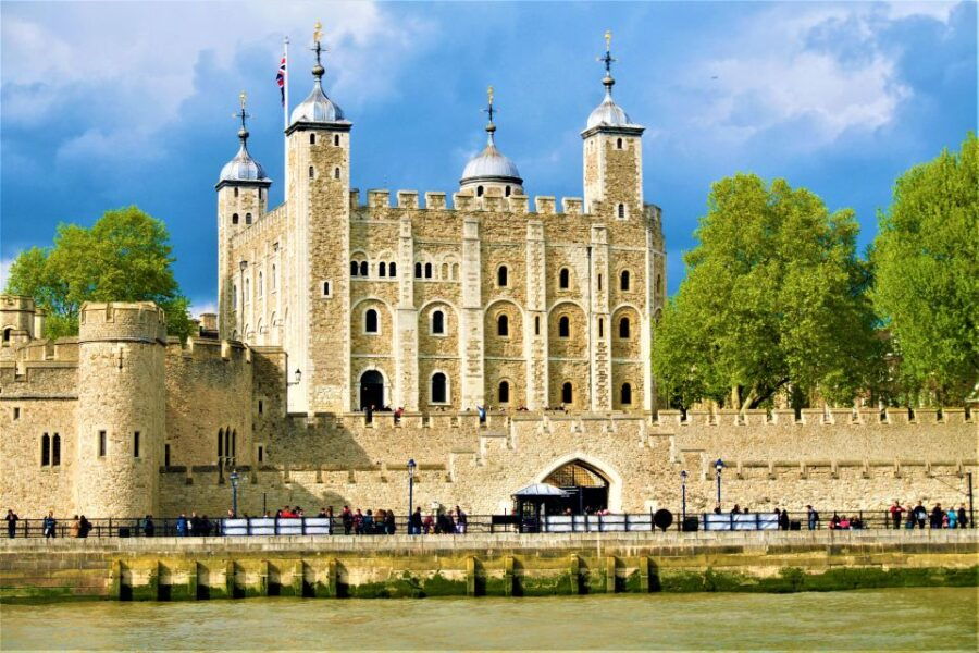 The Grand Tour of Britain - 12 Days - Good To Know