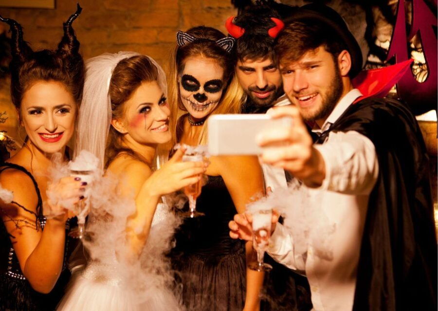 The Halloween Experience Trick Or Treat - Good To Know