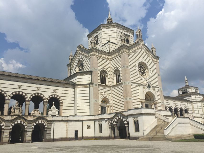 The Monumental Cemetery of Milan Guided Experience