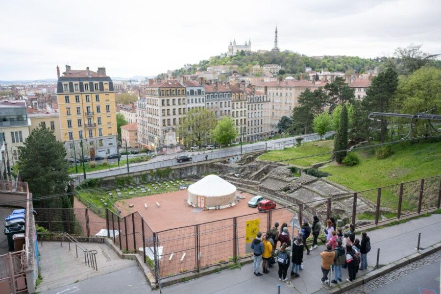 Theatrical Visit: Mysteries of the Croix-Rousse