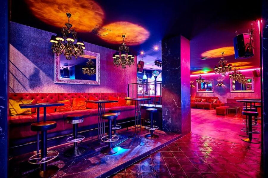 Top Prague Ribs Dinner & Vip Clubbing