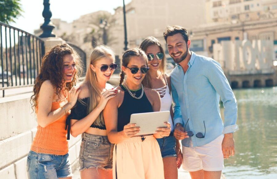 Toulon : Bachelorette Party Outdoor Smartphone Game - Good To Know