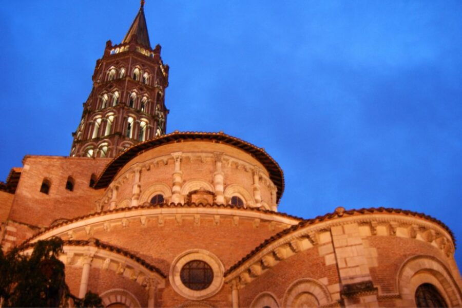 Toulouse: First Discovery Walk and Reading Walking Tour