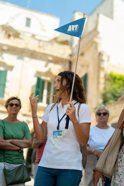 Tour of Lecce’s Baroque Architecture in Italian Language