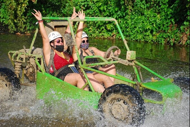 Tour Pack 5 in 1: Horseback Ride, Zipline, Jungle Buggy, City Tour, Countryside.