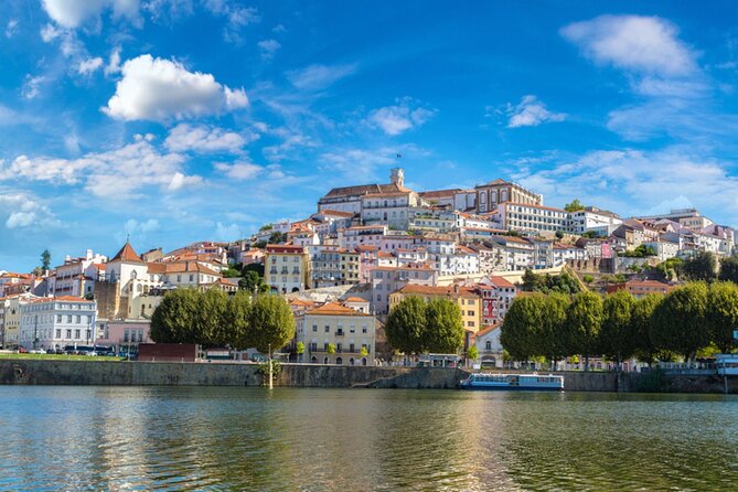 Tour Porto - Lisbon (3 Stops, Aveiro or Coimbra, Nazaré, Óbidos) - Good To Know