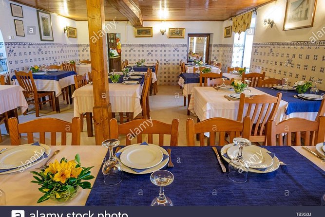 Tour / Transfer Lisbon - Porto or Porto Lisbon With Tour - Good To Know