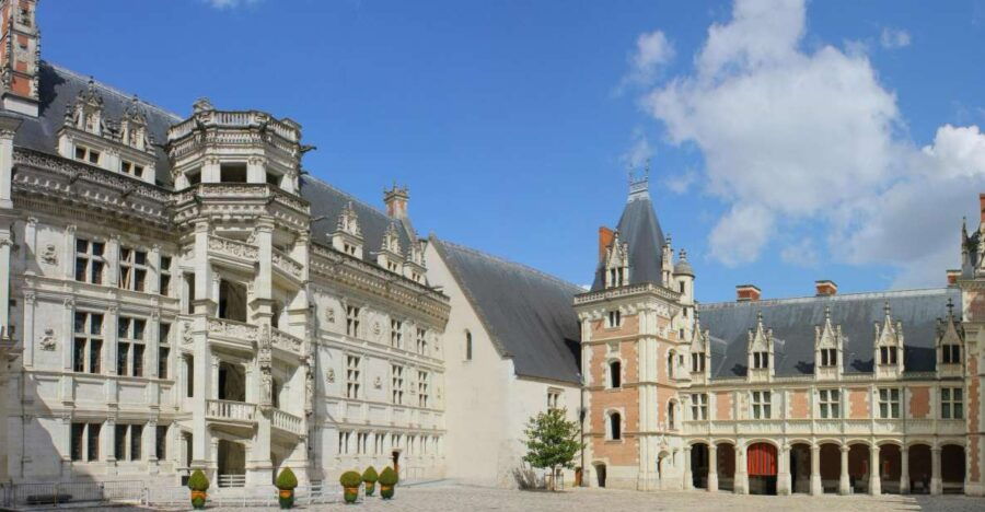Tours/Amboise: Private Day Trip Chambord, Blois & Cheverny - Good To Know