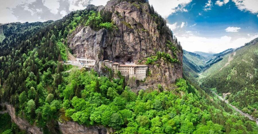 Trabzon: Sümela Monastery, Cave, and Hamsiköy Daily Tour
