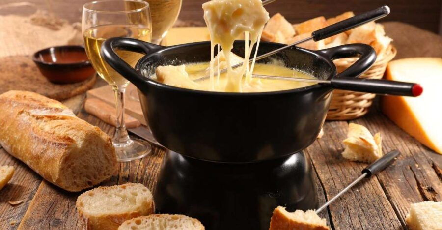 Traditional Swiss Fondue Cooking Class in the Swiss Alps - Good To Know