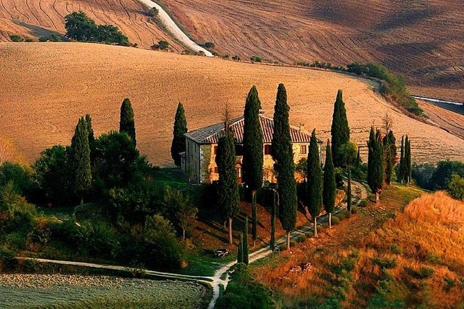 Transfer From Pisa to Volterra and Surroundings or From Volterra to Pisa.
