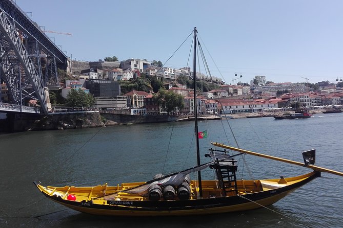 Transfer From Porto to Coimbra Visiting Aveiro, Half Day - Good To Know