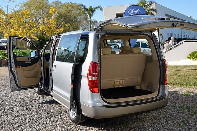 Transfer: Punta Cana Hotels to Punta Cana Airport PUJ by Minivan