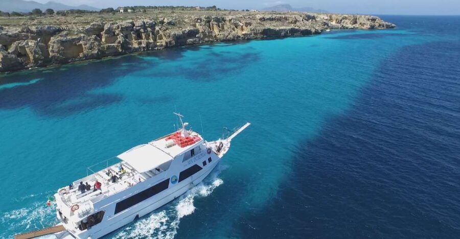 Trapani: Favignana and Levanzo Islands Boat Shuttle