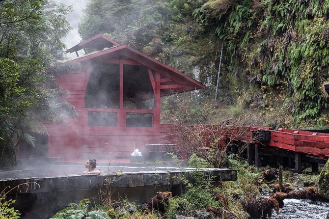  Trekking Mirador El Volcano Geometric Hot Springs