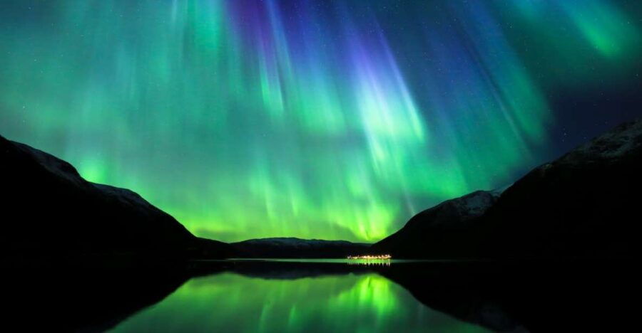 Tromsø: Northern Lights Chase With Free Photos