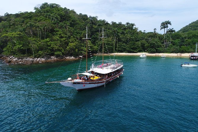 Tropical Paradise Tour: Angra Dos Reis Adventure
