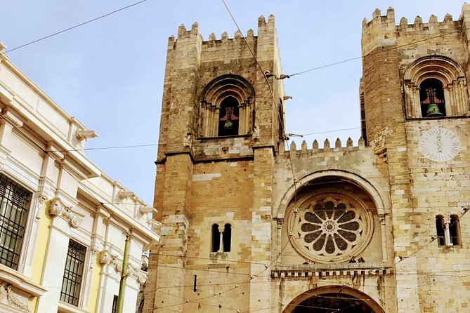 TukTuk Tour 3 Hours In Lisbon