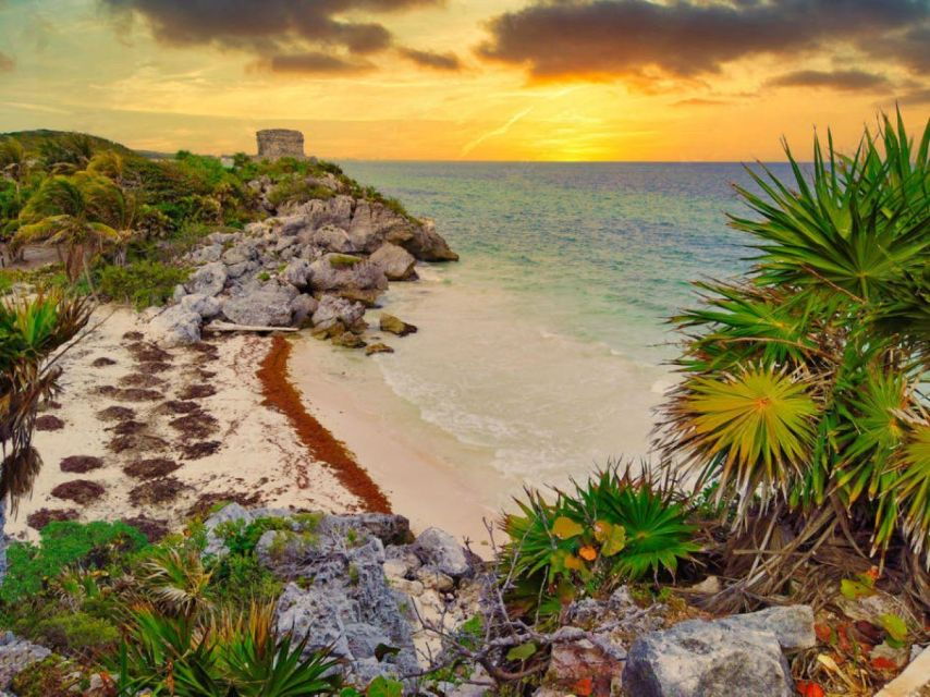 Tulum: Tulum Ruins Underground Cenote & Lunch Private Tour