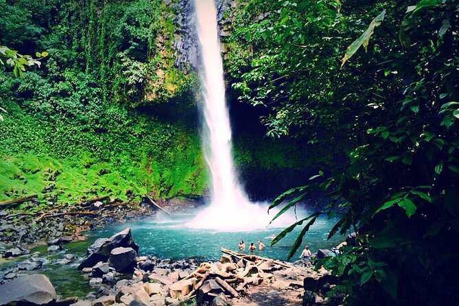 Ultimate Costa Rica Adventure Awaits