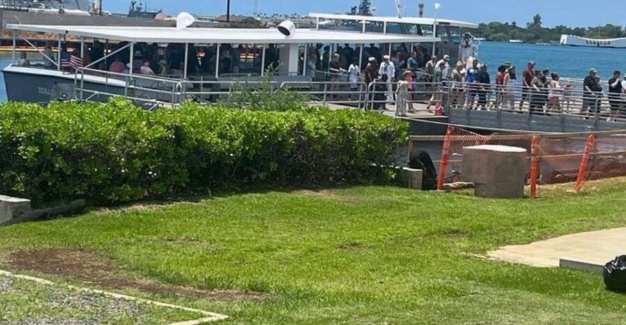 USS Arizona and Pearl Harbor City Tour With Lunch Option