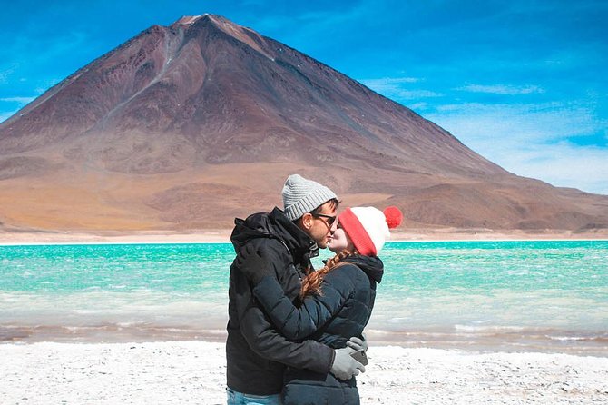 Uyuni Salt Flats Private 3 Day Tour (Palacio Sal 5 & Tayka 3 Hotels)