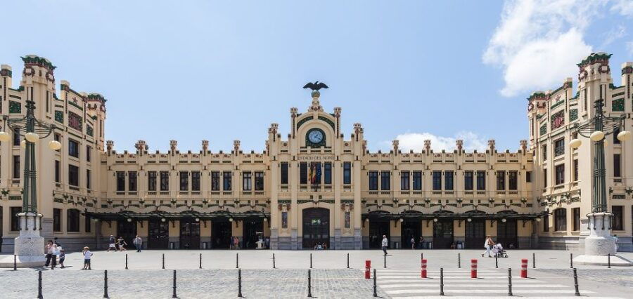 Valencia: History Walking Tour in the El Carmen District