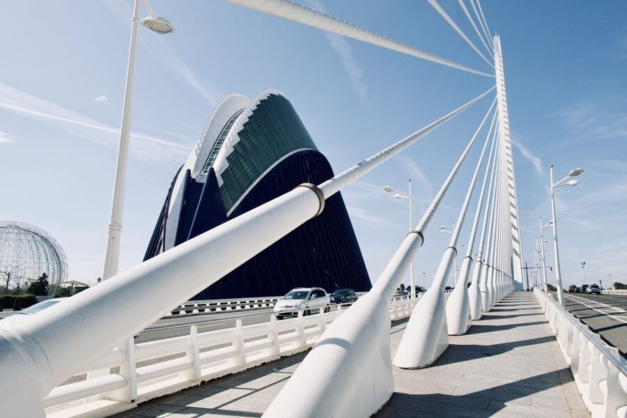Valencia: Private 4-Hour Walking Tour With Cathedral - Good To Know