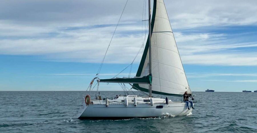 Valencia: Private Sailing Trip With Snacks and Drinks - Good To Know
