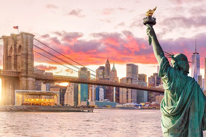 Valentines Dinner Cruise With the NYC Skyline Shared Experience - Good To Know