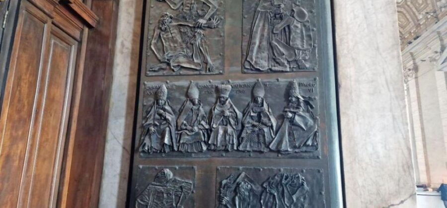 Vatican: St. Peter's Basilica, Papal Tombs & Dome VIP Tour - Good To Know