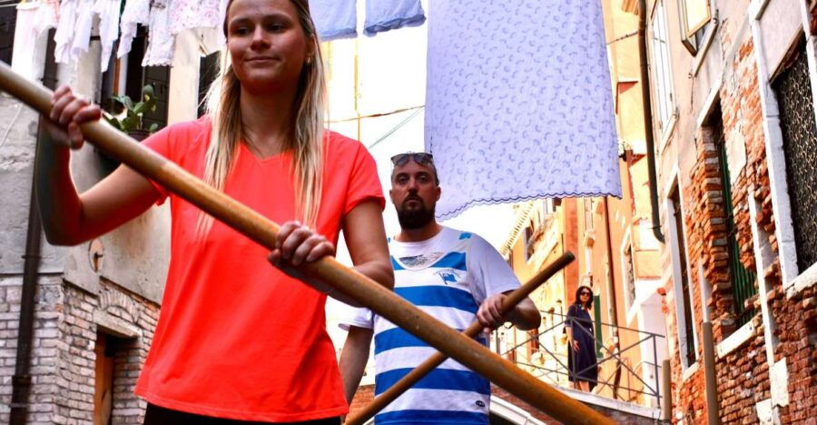 Venetian Rowing: Private Training in the Canals - Good To Know