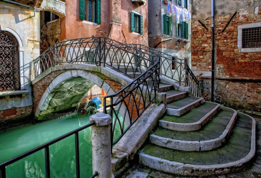 Venice: Casanova Self-Guided Audio Tour - Good To Know