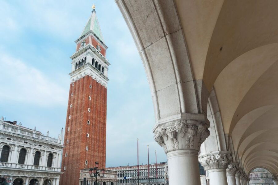 Venice: City, St. Mark's Basilica & Doge's Palace Audio Tour - Good To Know