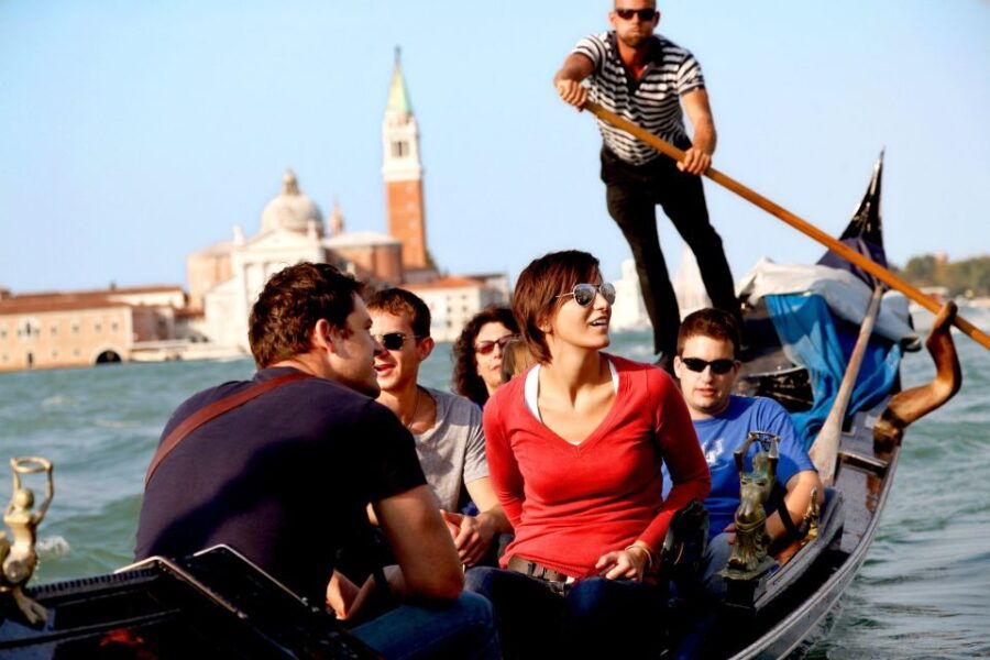 Venice: Gondola Cruise in the Grand Canal - Good To Know