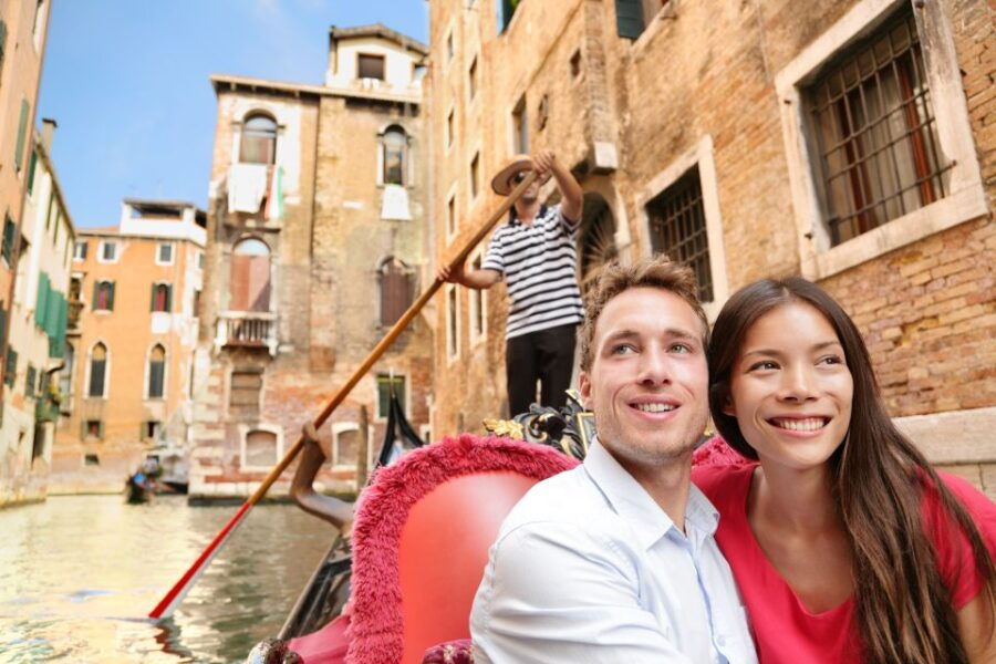 Venice: Private Gondola Ride - Good To Know