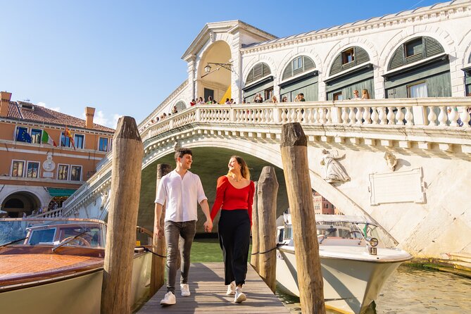 Venice: Professional Photoshoot at the Rialto Bridge - Good To Know
