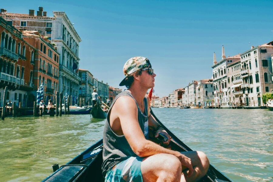 Venice: Shared Gondola Ride Through the Lagoon City - Good To Know