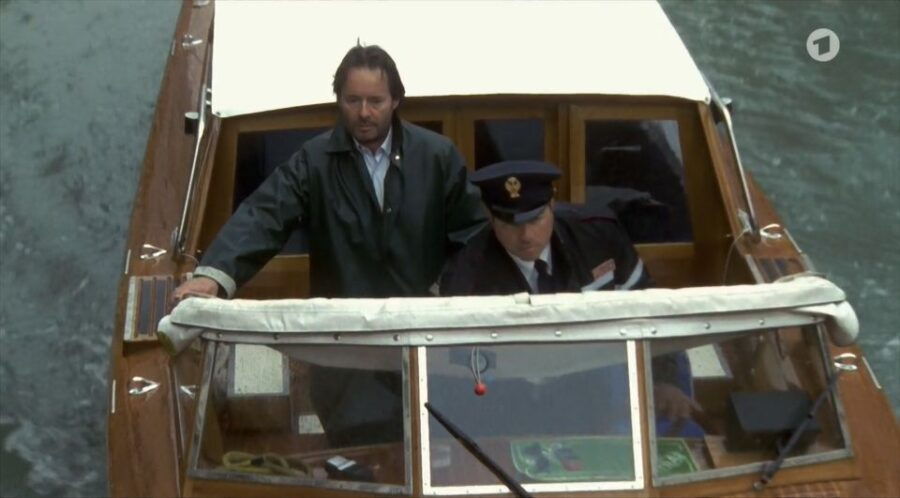 Venice: The Footsteps of Commissario Brunetti Walking Tour - Good To Know