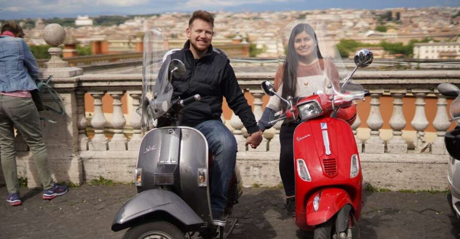 Vespa Tour With Professional Photographer