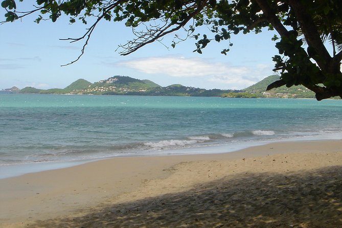 Vigie Beach Round Trip Transfer