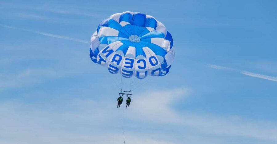 Vilamoura: Parasailing Experience
