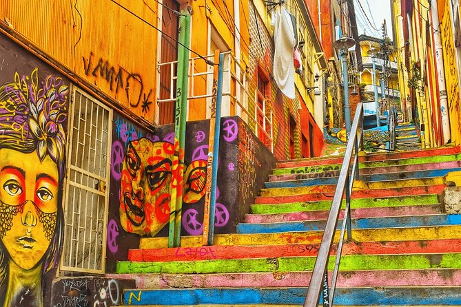 Vina Del Mar and Valparaiso Full-Day Tour From Santiago