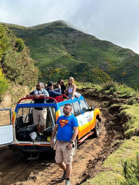 Vineyard Voyages: An Exciting 4×4 Wine Tour & Cabo Girão