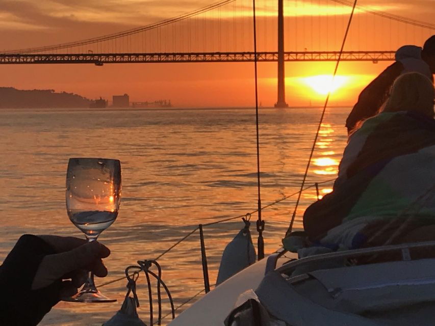 Vip Catamaran - Private Sunset Tour in Lisbon - Good To Know