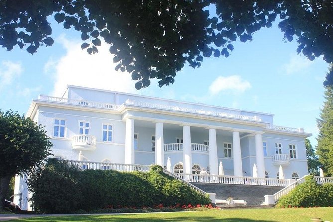 VIP Helsinki and Medieval Porvoo PRIVATE Tour