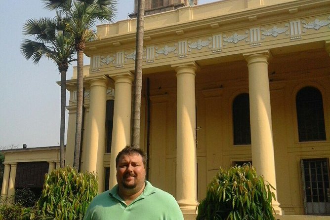 Visit Mother Teresas House and Churches of Kolkata