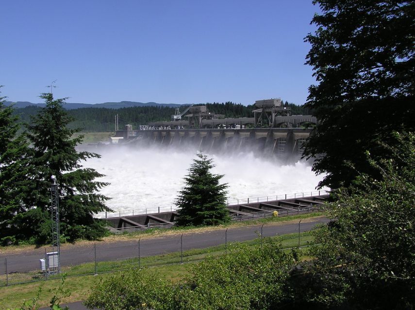 Vistas, Falls & Gardens Deluxe Combination Tour – PDX05