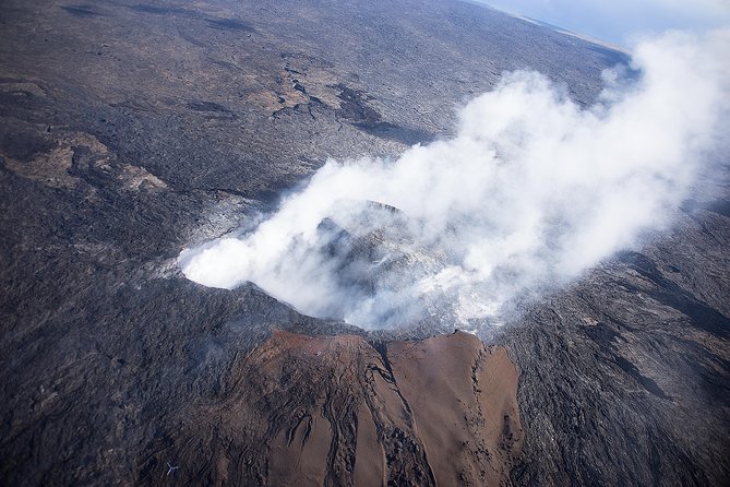 Volcanoes Adventure Tour From Kona